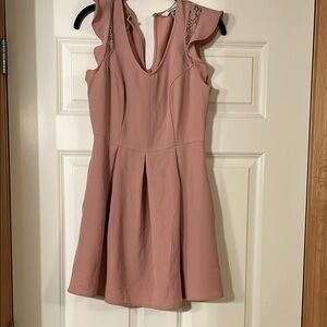 Elegant Pink Sleeveless Dress